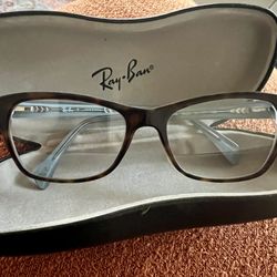 Ray Ban