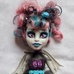 Rochelle Goyle Zombie Shake Monster High Doll 2013