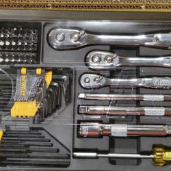 Dewalt Tool Set