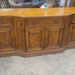 Vitrina De madera Buena