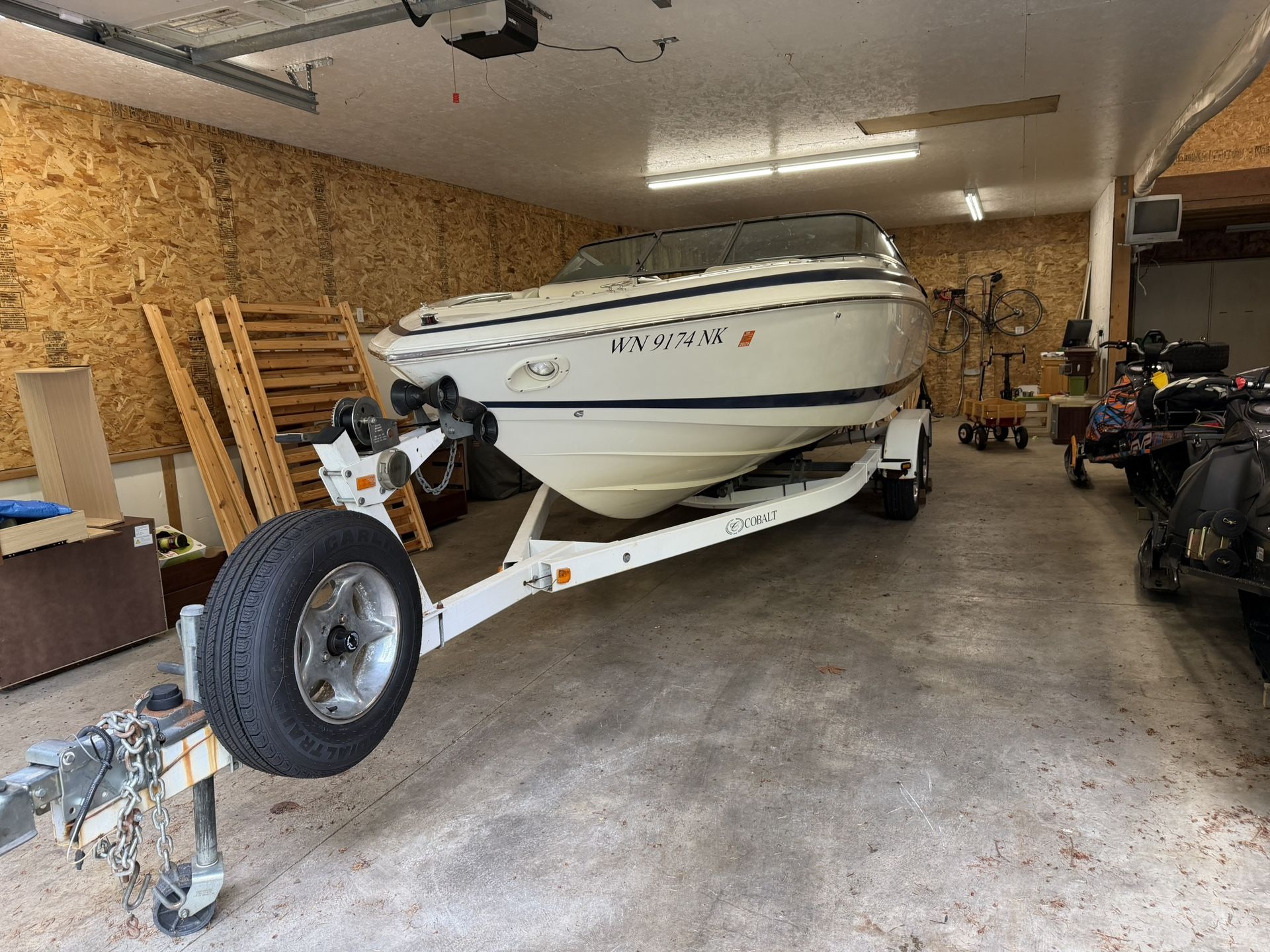 1996 Cobalt 252