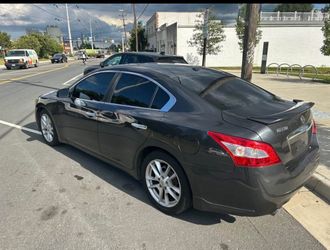 2010 Nissan Maxima