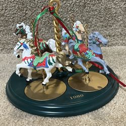 Vintage 1989 Hallmark Christmas Carousel Horses Complete Set of 4 Horses & Stand