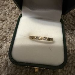10kt Yellow Gold Band 