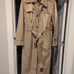 Brand new London Fog trench -L