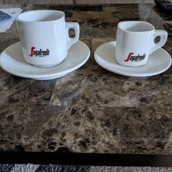NEW/NEVER USED
Segafredo White Cups & 
Saucers