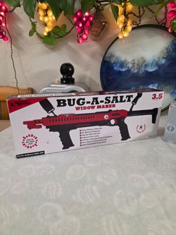 BUG-A-SALT Widow Maker 3.5 w/Bug-Beam, Grip Handle, & Adjustable Stock