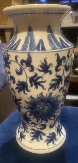 Mid Century Chinese Floral White Blue Vase