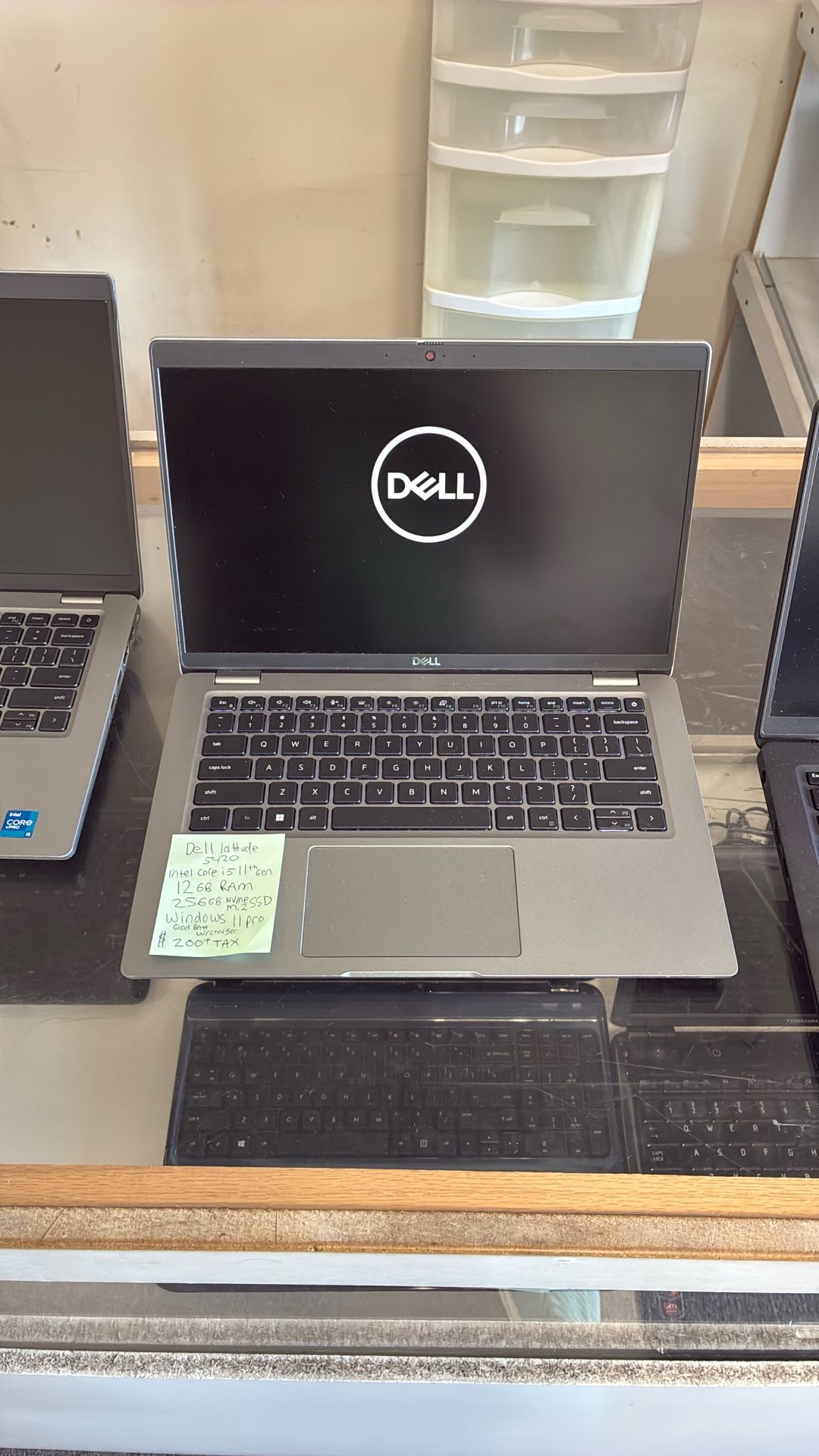 DELL LATITUDE 11TH GEN i5 12GB RAM 256GB SSD WIN 11 PRO +EXTRAS