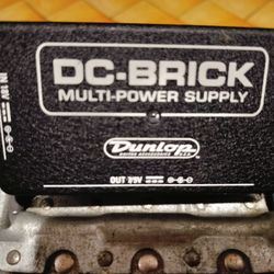 Dunlop DCB-10 DC Brick Pedal Power Supply

