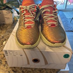 Brand New LeBron XXI Size 12 .