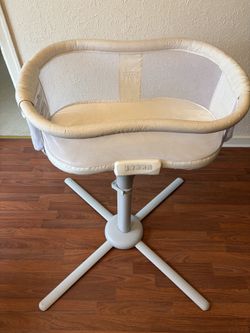 Halo BassiNest Swivel Sleeper