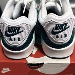 NIKE AIR MAX 90~ Rare & Unique, Size 7 Boys/Unisex