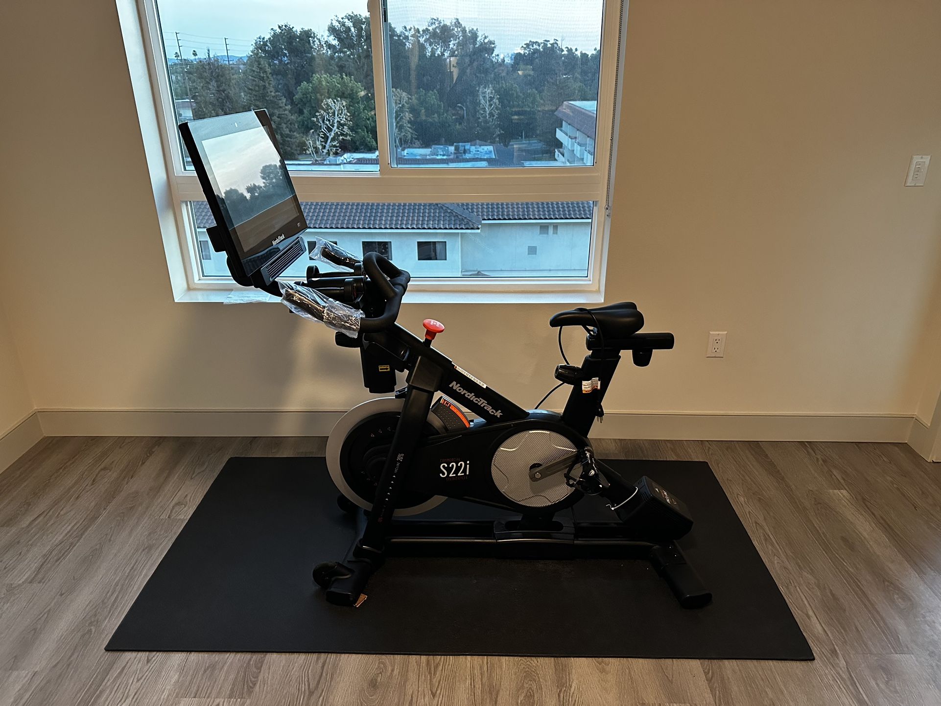 Nordictrack S22i Bike, Brand New