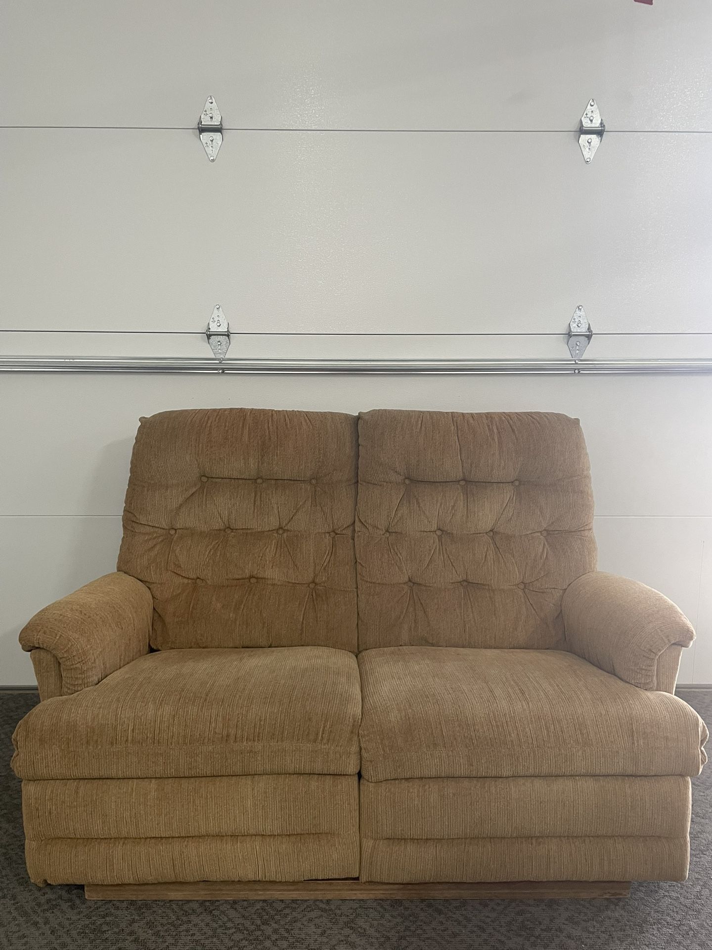 Reclining Sofa/Couch