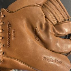 Akadema Baseball Catchers’s Mitt Left Hand 
