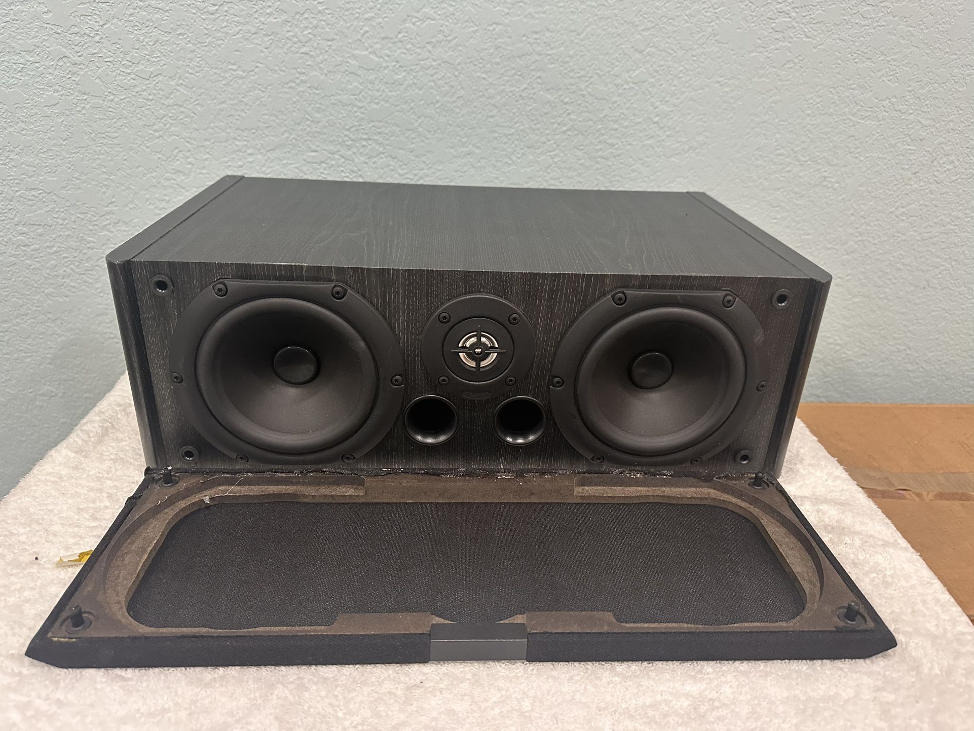 MB QUART QL C 304 CTR Home Audio Center Channel Speaker 130 W. MADE IN GERMANY