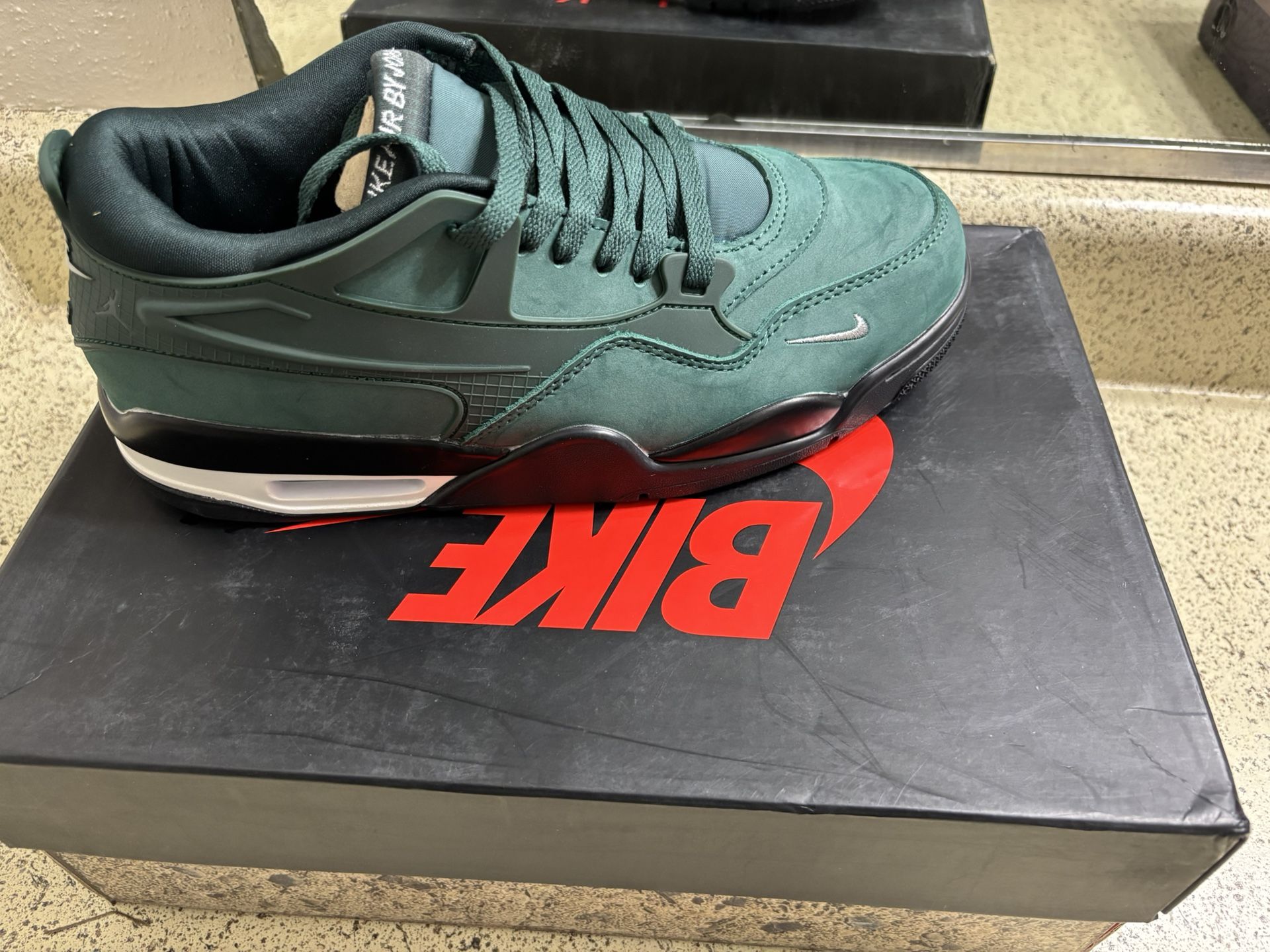 Jordan 4 RM Nigel Sylvester