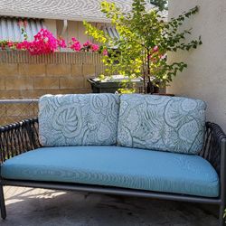 Brown Jordan OSCAR Loveseat