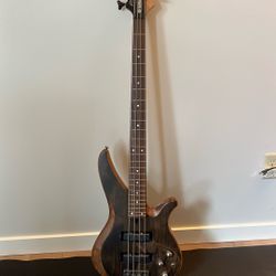 Yamaha Bass Guitar 