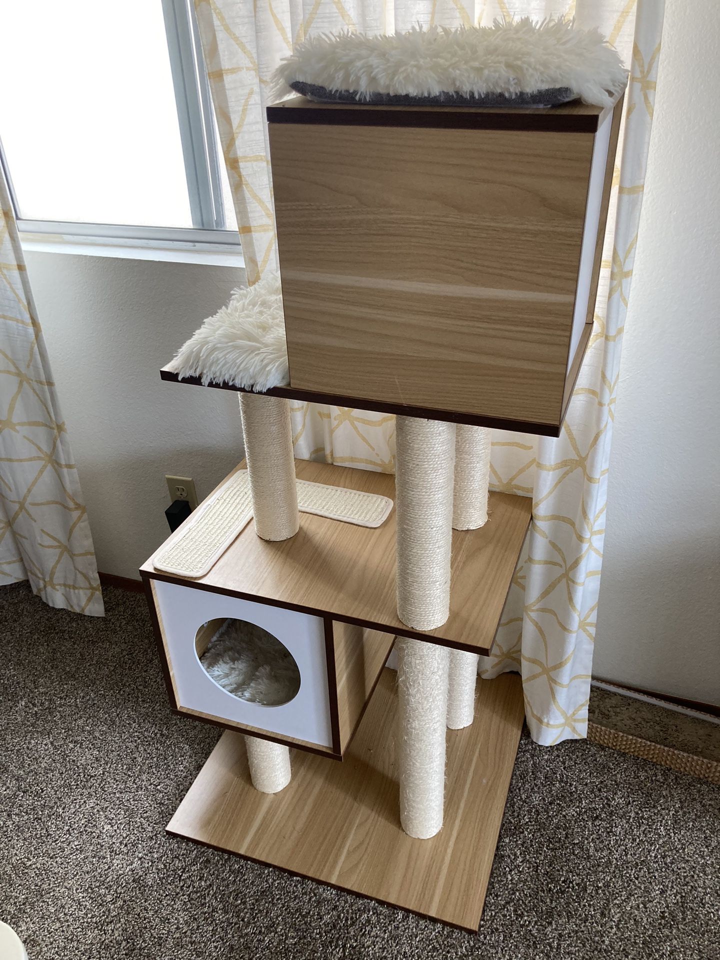 Modern Cat Tree (mid-century modern)