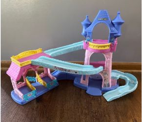 Little people Klip Klop Disney castle