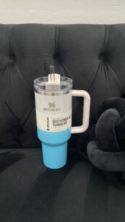 🧊Stanley Quencher H2.0 Tumbler🧊