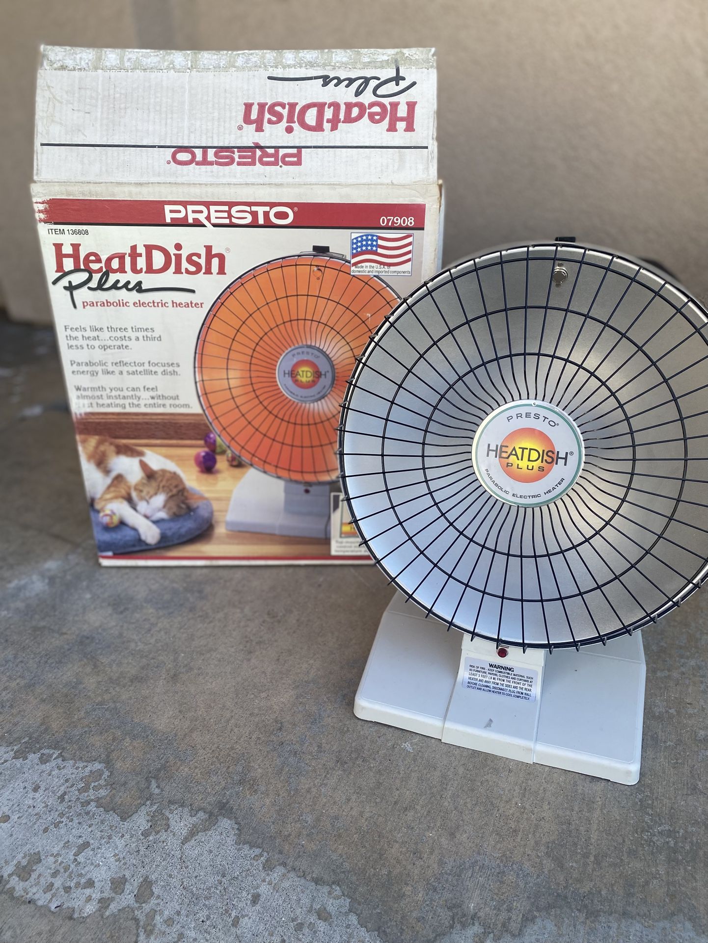 Selling A Presto Heat dish Plus portable heater, 1500 watts, reflector focus heat output asking only $70