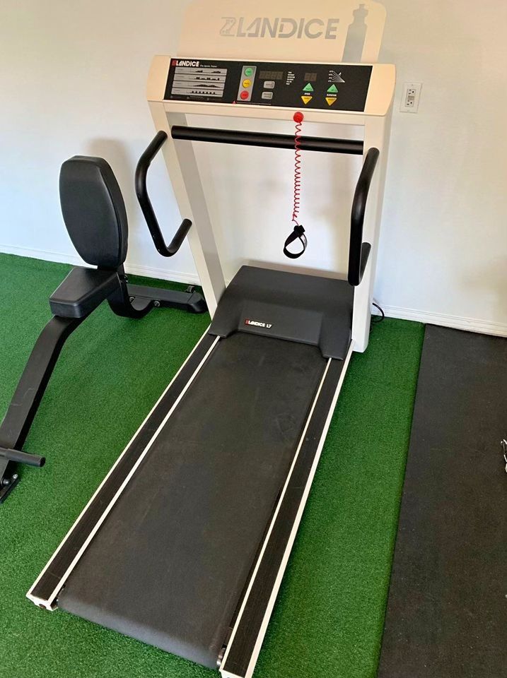 Landice L7 White Treadmill