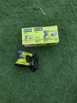 Ryobi 2.6 Amp 5" Random Orbit Sander