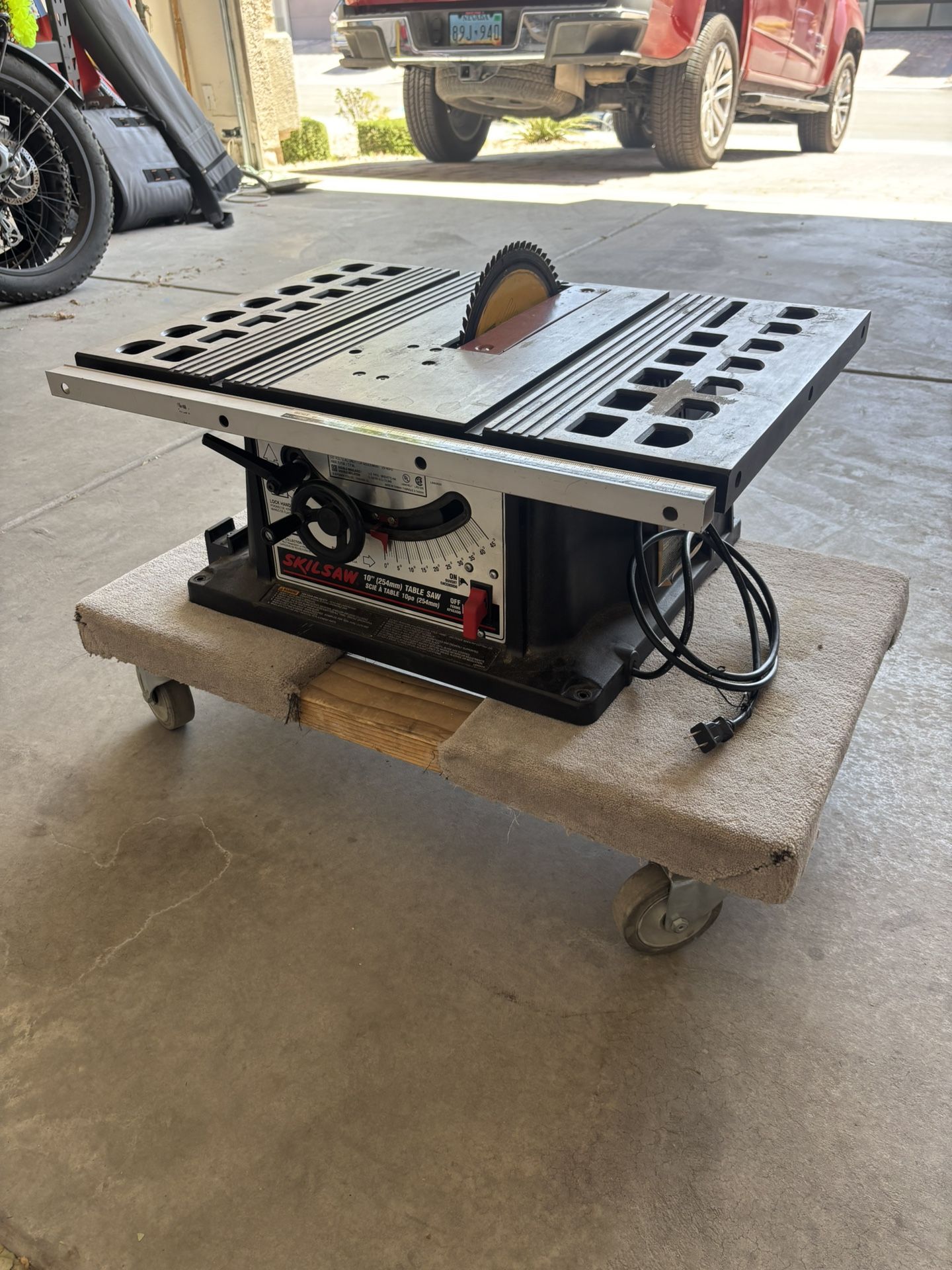 Skilsaw Contractor’s Table Saw