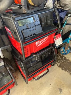 Milwaukee Generator ROLL-ON 3600-Watt Output/7200-Watt Peak 2.5k