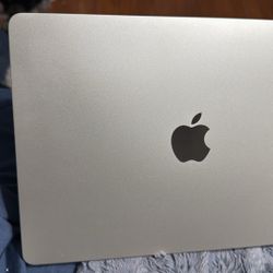 MacBook Air M3