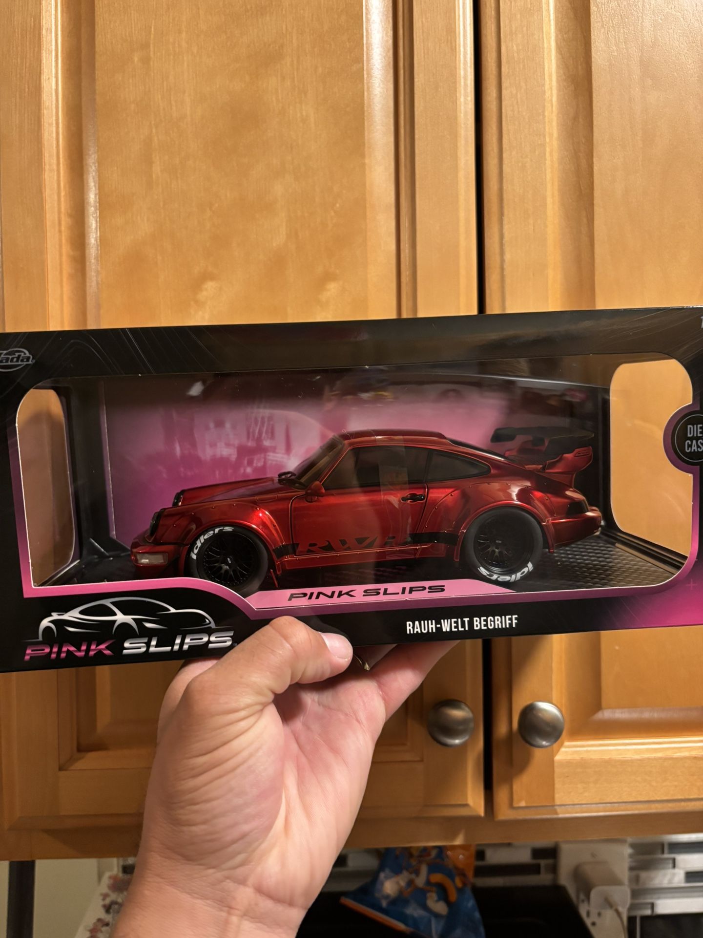 Jada Pink Slips 1/18 Porsche 911 Rauh-Welt Begriff RWB 964 diecast