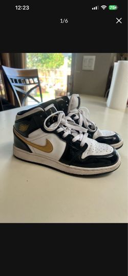 Jordan Air Jordan 1 Mid Top Sneaker White Black Gold Leather Unisex Kids 6Y