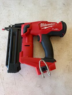 Milwaukee m18 fuel 18ga Brad nailer