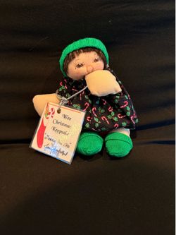 Signed Jan Shackelford Originals “Merry Noriko” 1998 Wee Christmas Keepsake Doll
