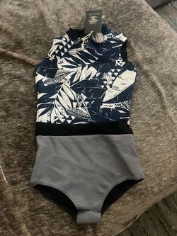 Brand new with tags rip curl Women’s surfing capsule spring suit wetsuit size 8