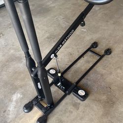 Squat Machine