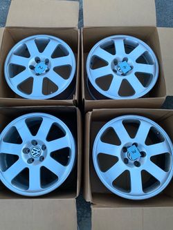 VW Phaeton 18x8.5 +45 Challenge Wheels