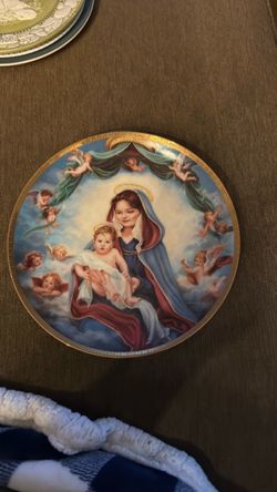 Peace on earth by Sandra luck plate no 2906A