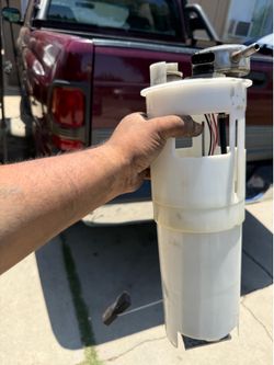 Fuel pump replacement/ pompa de gasolina