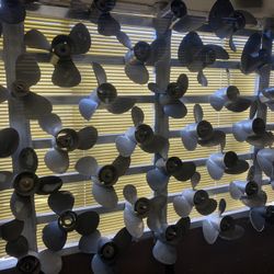 Mercruiser Volvo Omc Propellers 