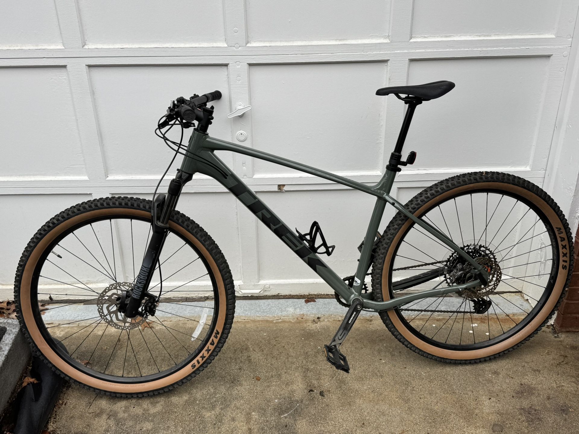 Trek Marlin 7 Gen 3 XL and Bike Rack