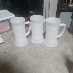 Vintage Milk Glass Beer Mugs Set Of 3