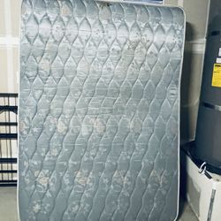 Full Size Mattress & Box Spring For Sale $100