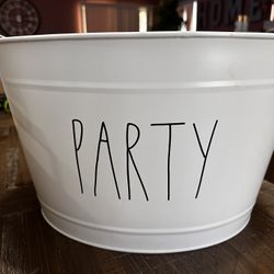 Rae Dunn Bucket $10