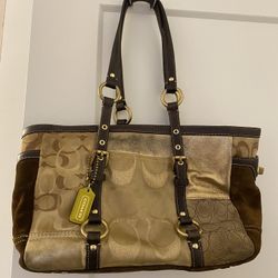 LeSportsac Gabrielle Box Tote for Sale in Chino Hills, CA - OfferUp