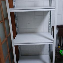 Selling shelves