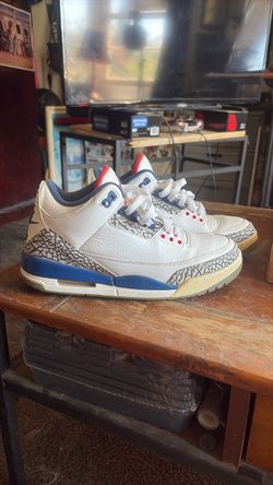 Air Jordan Retro 3 “True Blue” Nike Swoosh VNDS. Size 9. NO BOX.
